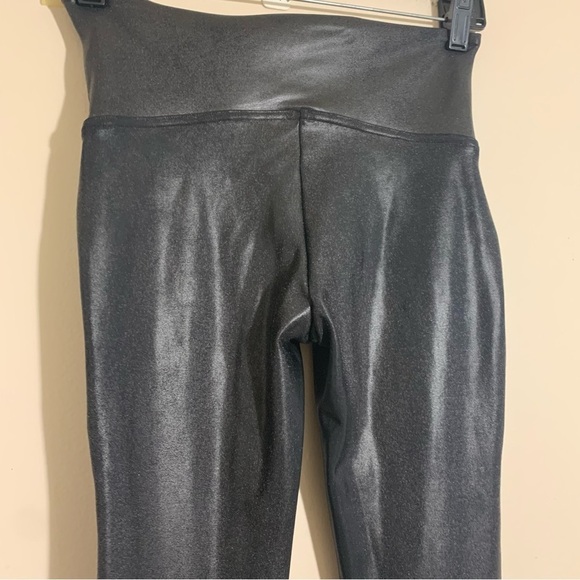 SPANX faux leather leggings L - Picture 15 of 16
